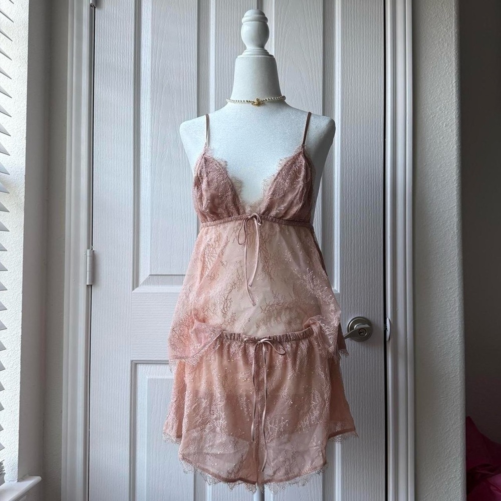 Victoria's Secret Blush Lace Chemise Set